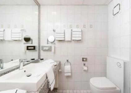 NOVINA Südwestpark - 8