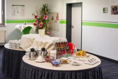 NOVINA Südwestpark - 12