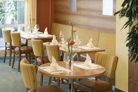 Mövenpick Nürnberg Airport - 15