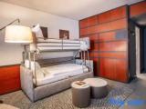 4 Bedrooms Standard Family room