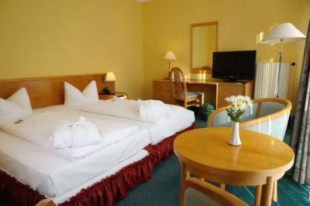 Park Fasanerie Neustrelitz - 1