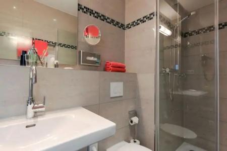 Conti Am Hauptbahnhof - 29