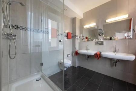 Conti Am Hauptbahnhof - 6