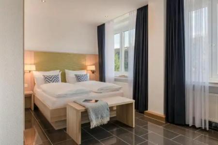 Conti Am Hauptbahnhof - 19