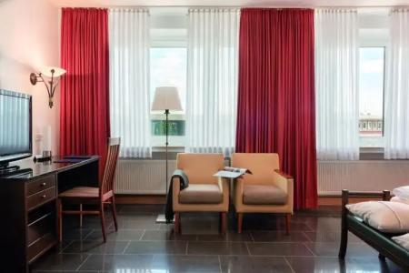 Conti Am Hauptbahnhof - 43