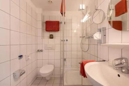 Conti Am Hauptbahnhof - 8