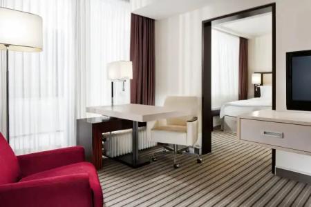 Four Points by Sheraton Munich Arabellapark - 5