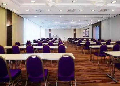 Four Points by Sheraton Munich Arabellapark - 12