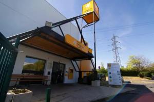 Premiere Classe Est - St Barthelemy D'Anjou Mini-hotel, Angers