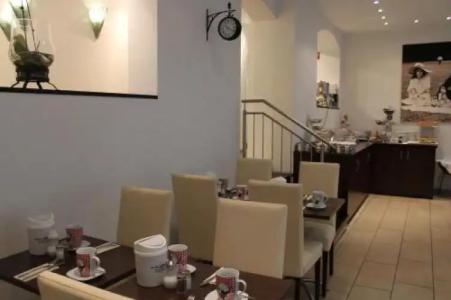 am Viktualienmarkt - 17