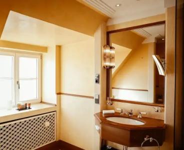 Bayerischer Hof - 10