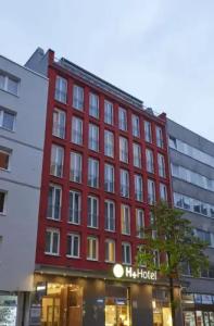 H+ München - 107