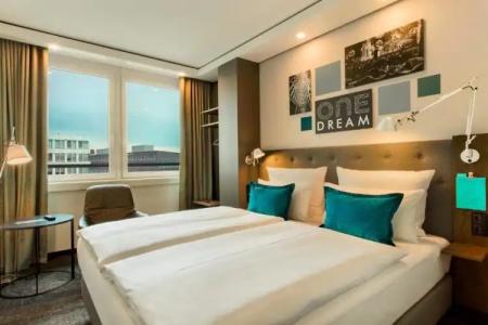 Motel One Munchen-Campus - 19