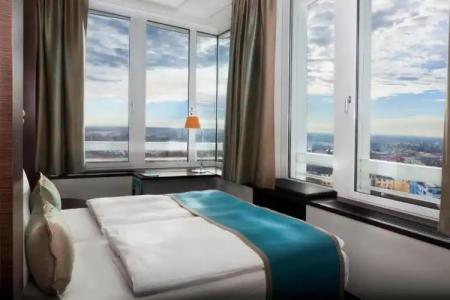 Motel One Munchen-Campus - 31