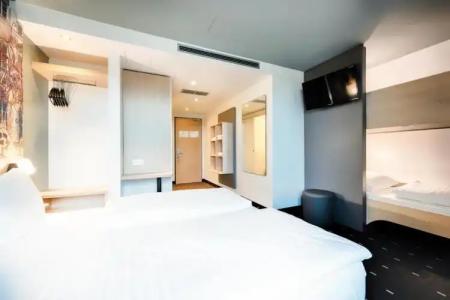 B&B München-Moosach - 75