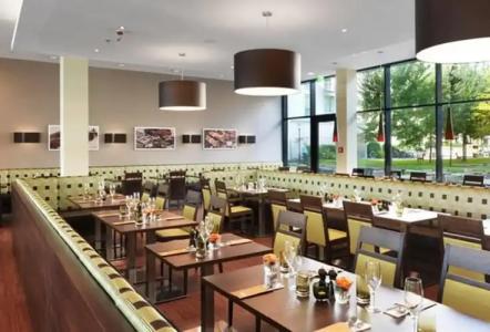 Courtyard by Marriott Munich City East - 30