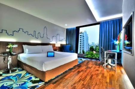 Galleria Sukhumvit 10 Bangkok by Compass Hospitality - 8