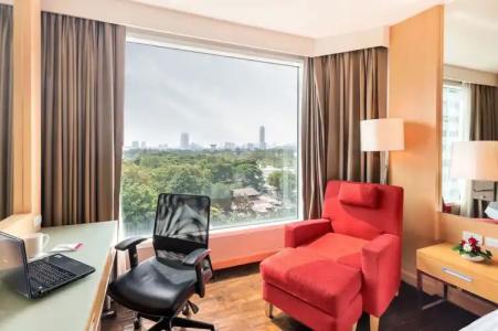 Aspira 12th Avenue Asoke Sukhumvit - 31