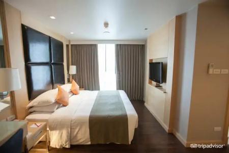 Aspira 12th Avenue Asoke Sukhumvit - 46
