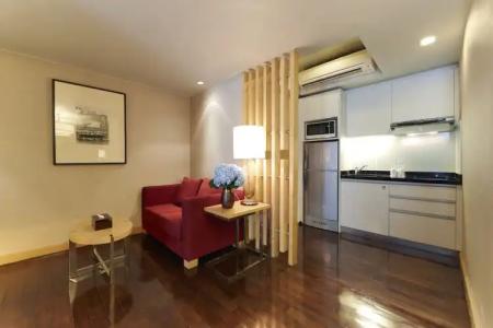 Aspira 12th Avenue Asoke Sukhumvit - 52