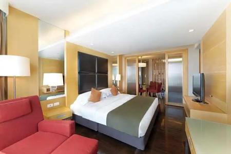 Aspira 12th Avenue Asoke Sukhumvit - 28