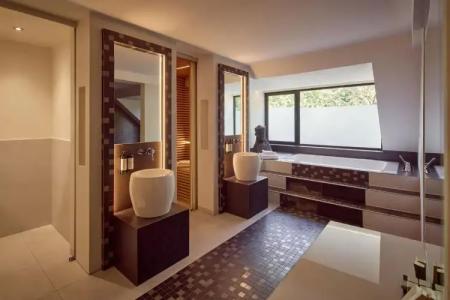 Moers van der Valk - 15