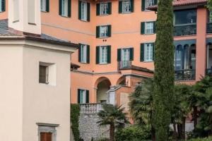 Palazzo Del Vice Re, Lezzeno