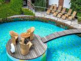 Standard room with pool view
