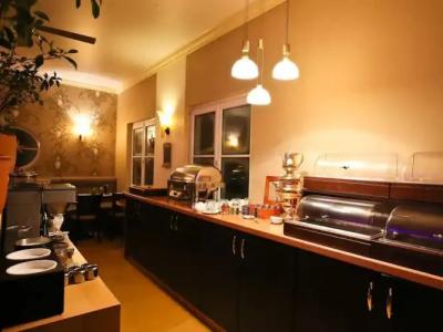 Check Inn Merseburg - 21