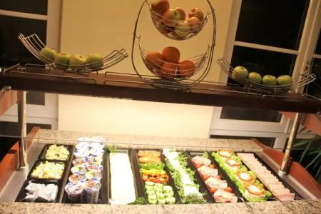 Check Inn Merseburg - 11