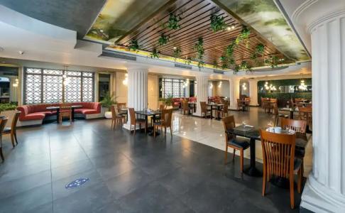 Pyramisa Suites Cairo - 30