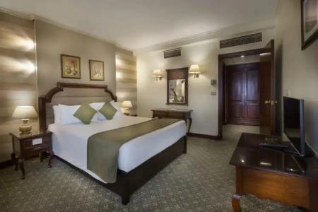 Pyramisa Suites Cairo - 37