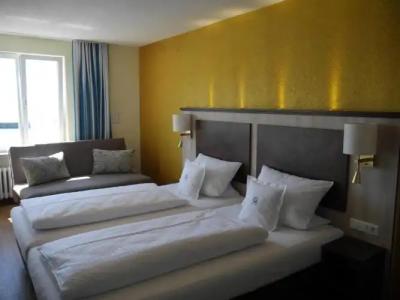 & Gästehaus Seehof - 27