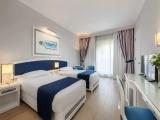 Superior Triple room with garden view