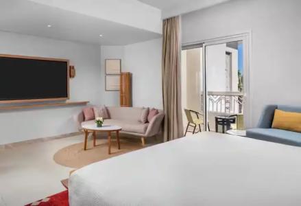 DoubleTree by Hilton Sharks Bay Resort - 128