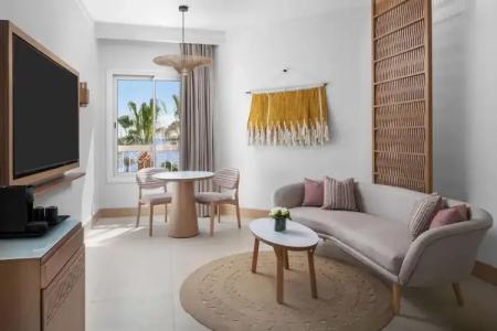 DoubleTree by Hilton Sharks Bay Resort - 155