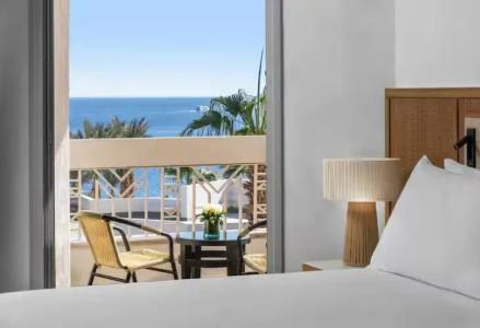 DoubleTree by Hilton Sharks Bay Resort - 131