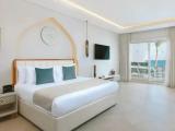Executive Posh Club Duplex room with balcony