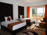 Deluxe Quadruple room beachfront