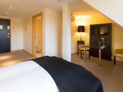 DORMERO Altes Kaufhaus - 1