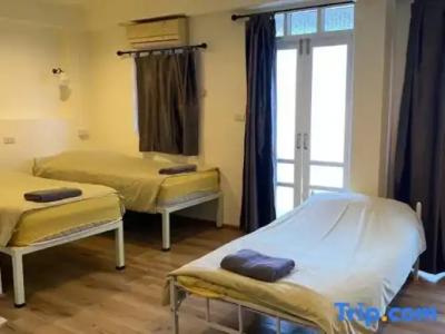 Roof View Place - 145