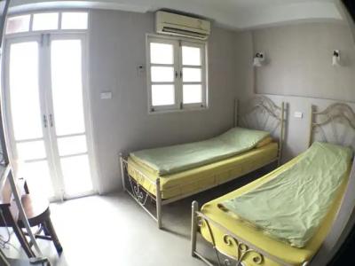 Roof View Place - 138