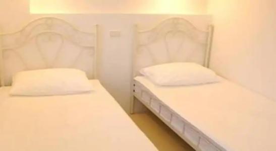 Roof View Place - 143