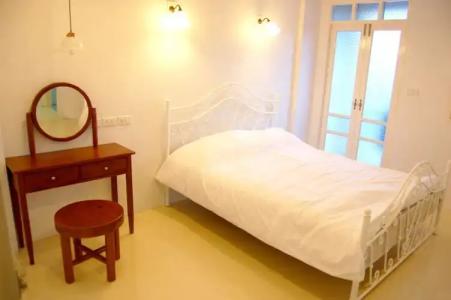 Roof View Place - 165