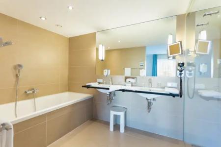 Vier Jahreszeiten Lübeck - 7