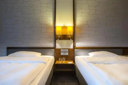 Park Inn by Radisson Lübeck - 24