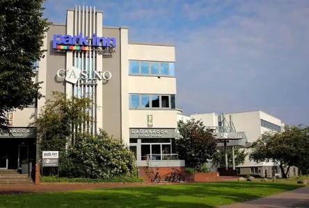 Park Inn by Radisson Lübeck - 38