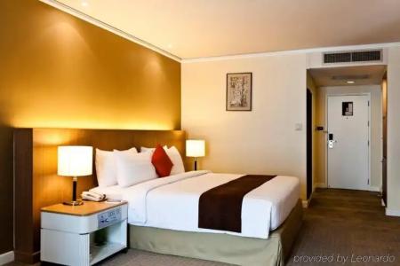 Royal Princess Larn Luang - SHA Extra Plus - 13