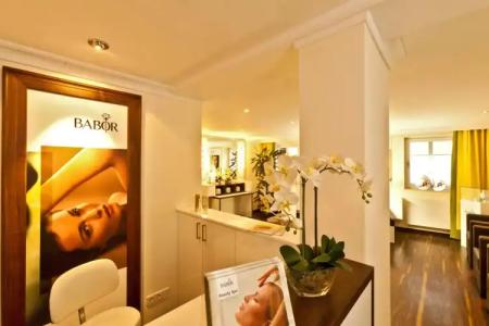 Bayerischer Hof - 13