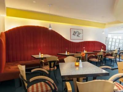 Good Morning + Leipzig - 48